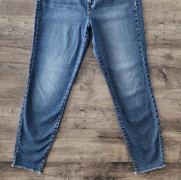 Jessica Simpson High Rise Skinny Ankle Blue Jeans Women's Size 14 - Picture 6 of 15